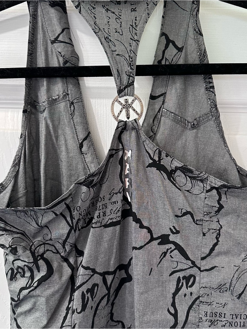 Womens Gray Script-Print Button Tank Top - Picture 6 of 7